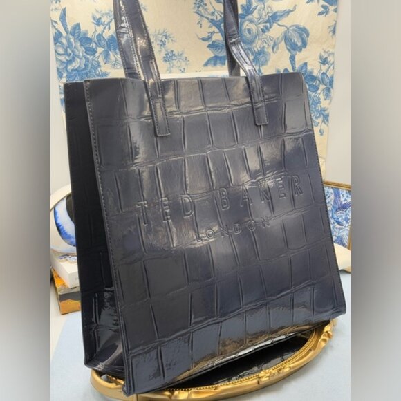 🆕 TED BAKER 🧿 NWOT CROCCON Eco Croc Leather Large Icon Tote Bag, Dark Blue - Picture 3 of 12
